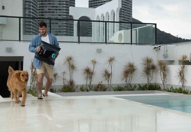 Best robotic pool cleaners for residential swimming pools