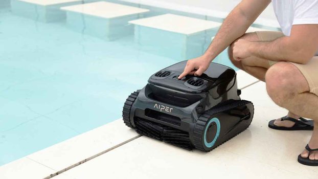 Best cordless robotic pool cleaners for cable-free pool cleaning